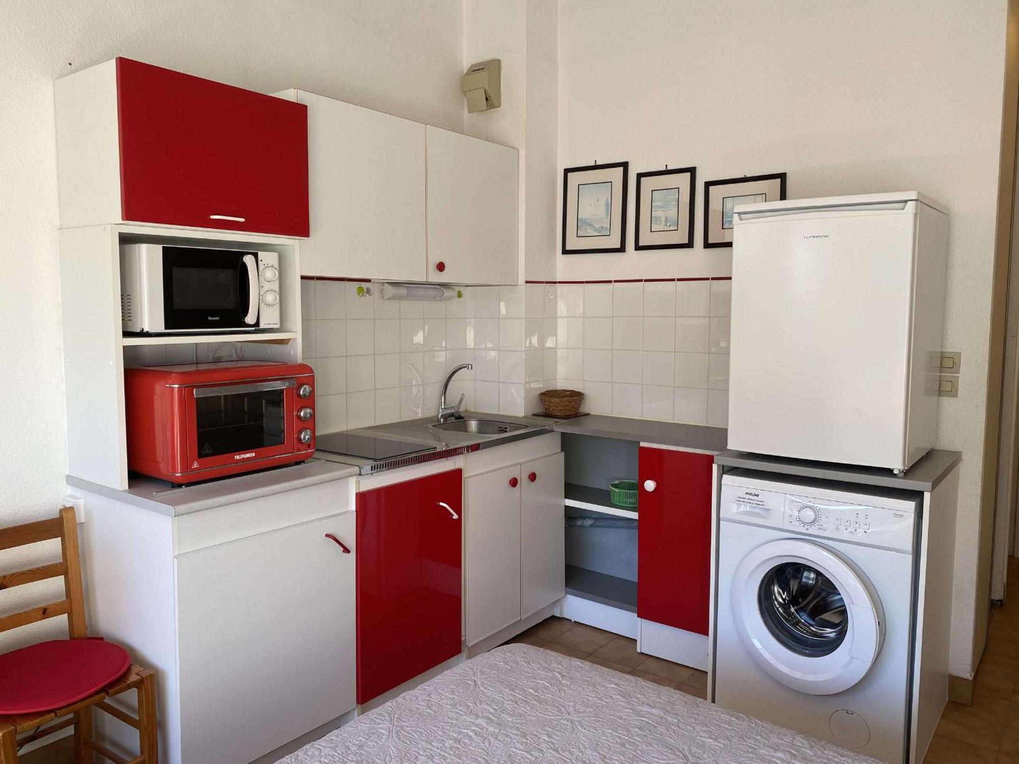 Studio Confort 2* Avec 2 Parkings Prives, Proche Thermes, Calme Et Bien Equipe - Balaruc-Les-Bains - Fr-1-553-114 Buitenkant foto